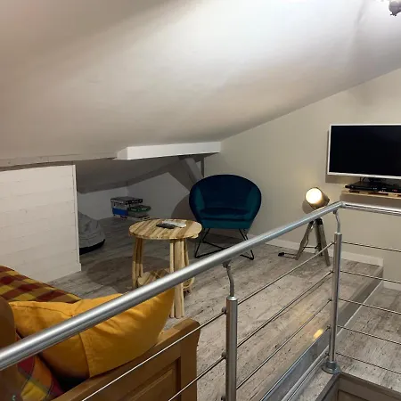 펜션 Maison Mitoyenne 35 M2 *
